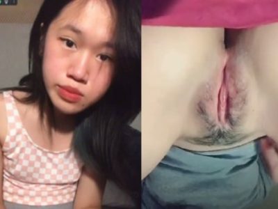 Clip sex em Ngô Ánh Nguyệt nứng lồn khoe dáng xinh cực dâm